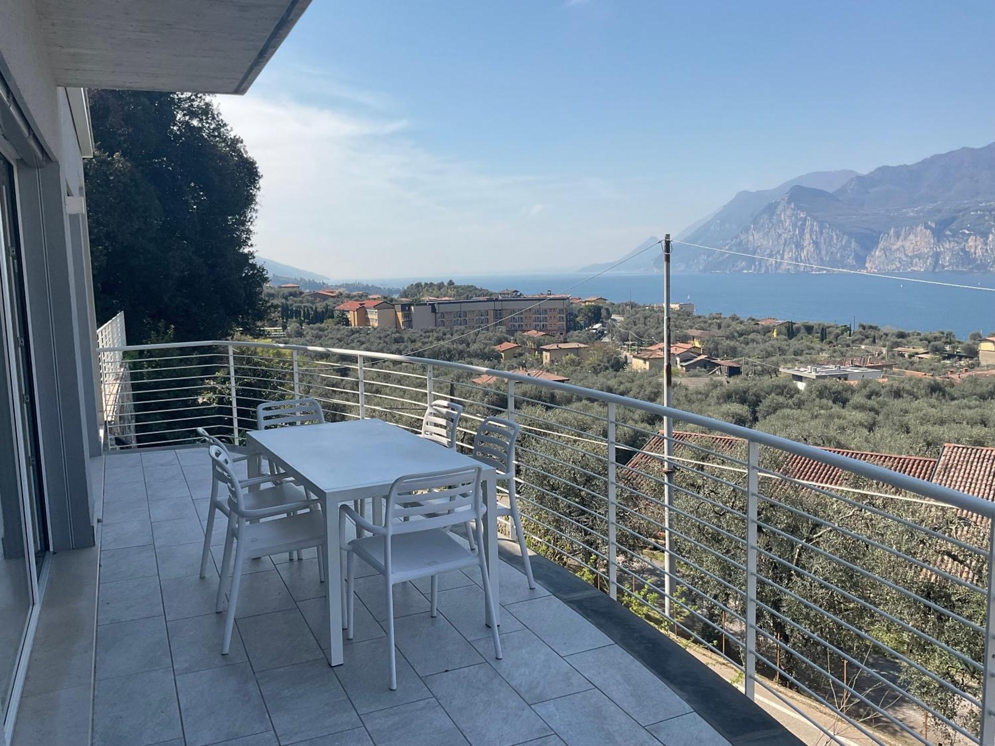 Villa Gabizza Singola Con Jacuzzi Privata Malcesine
