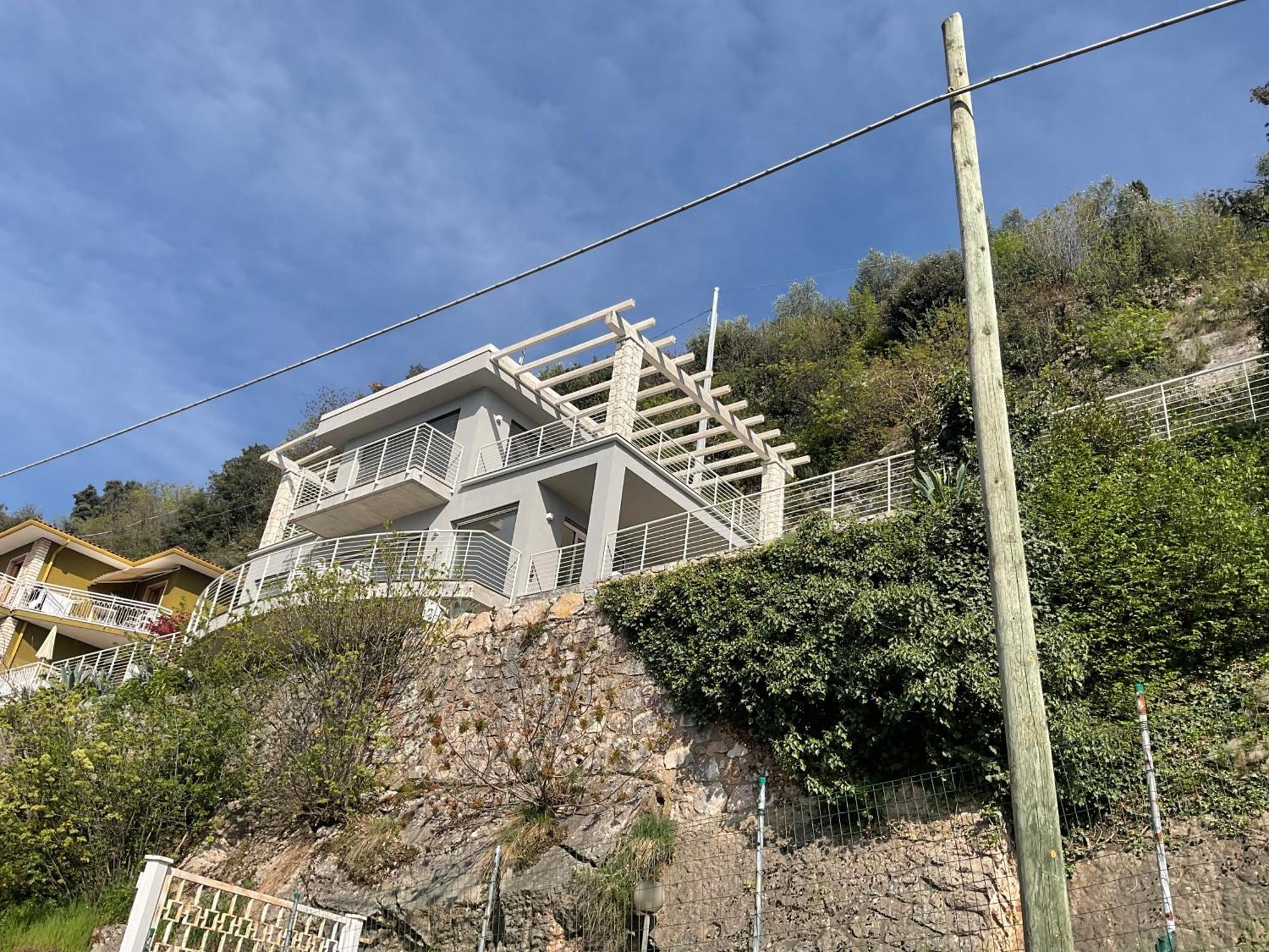 Villa Gabizza Singola Con Jacuzzi Privata Malcesine