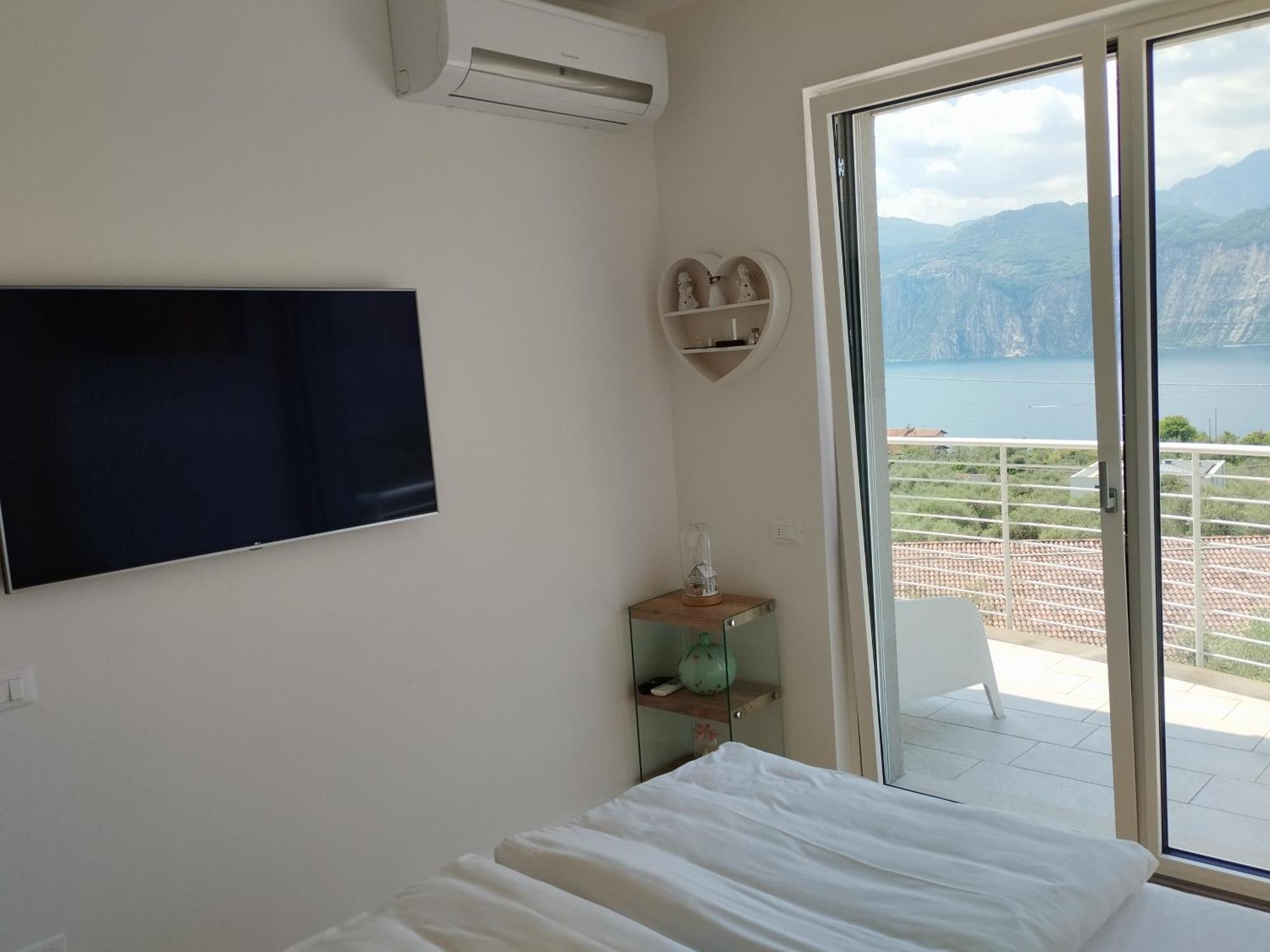 Gabizza Singola Con Jacuzzi Privata Villa Malcesine